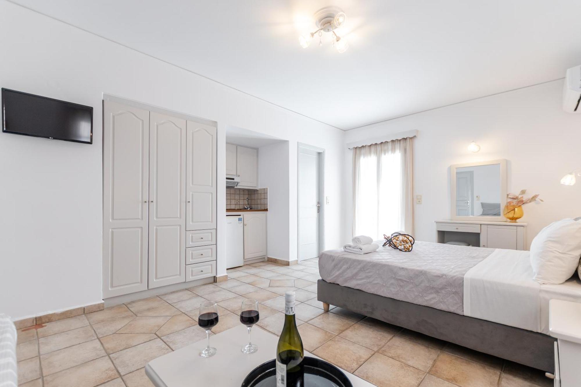 Aparthotel Golden Bay Agios Prokopios  Zewnętrze zdjęcie